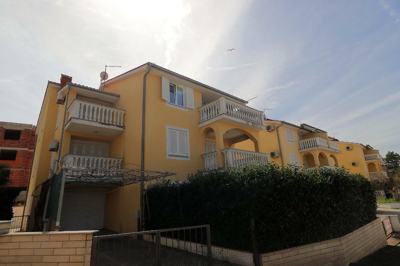 Apartment La God Malinska Exterior photo